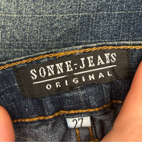 High-end luxury size 27 jeans perfect for the rodeo or a night out.  Exquisite. - Picture 4 of 5